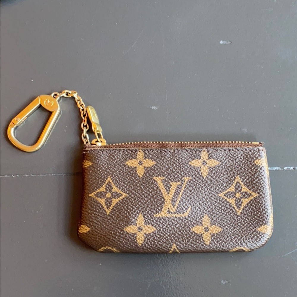Louis Vuitton keychain wallet